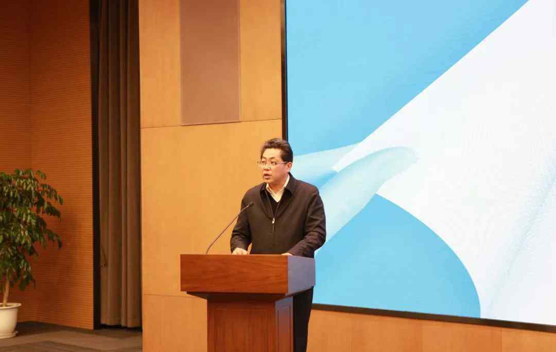 孙思萌 “裁判的力量——苏州法律职业共同体案例研讨会” 在苏州中院举行