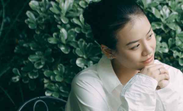 马思纯年龄 31岁单身的马思纯开始演妈妈，看清女儿是谁后，这波不亏