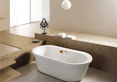 亚克力浴缸价格 亚克力浴缸和铸铁浴缸哪个好 两种材质浴缸价格比拼