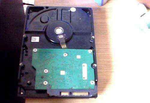 硬盘坏了换一个多少钱 硬盘维修价格多少钱 硬盘坏了怎么恢复数据