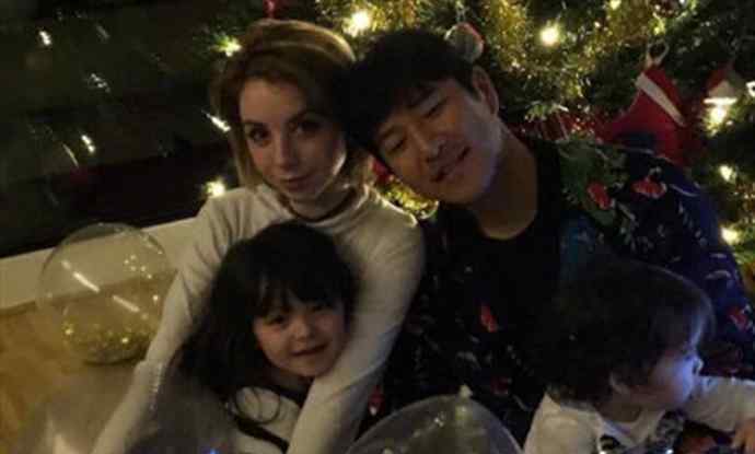 建厚娜恩的妈妈 建厚娜恩的妈妈是哪国人 一家子暂别超人回来了原因是什么