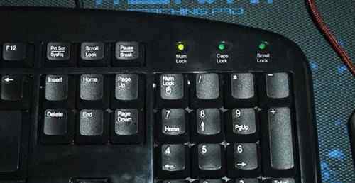 电脑键盘灯怎么打开 键盘灯怎么开 电脑键盘指示灯不亮怎么办
