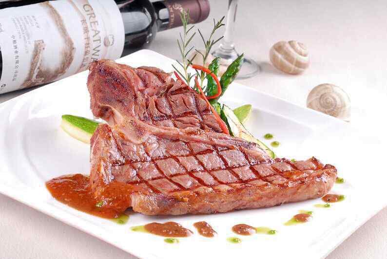 煎牛肉的做法 自己煎牛肉的做法_家常煎牛排的做法