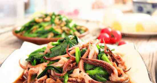 韭菜炒鱿鱼的家常做法 韭菜和鱿鱼怎么炒好吃又营养