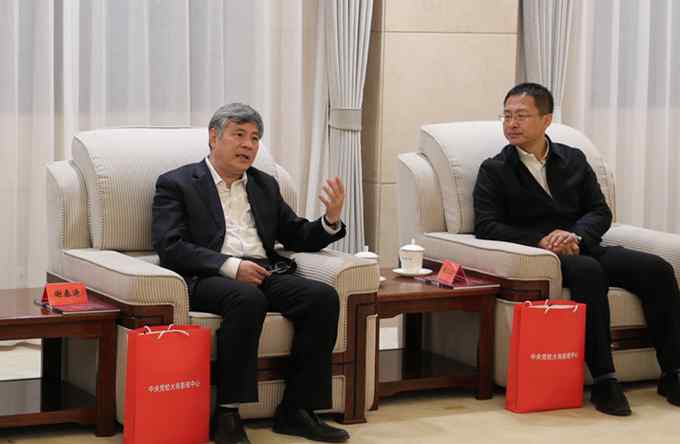 电影《半条棉被》全国首映礼在中央党校举行