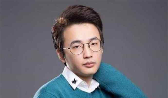 寒夜s1滑板鞋上王者 教练寒夜个人资料多大 寒夜滑板鞋上王者什么梗