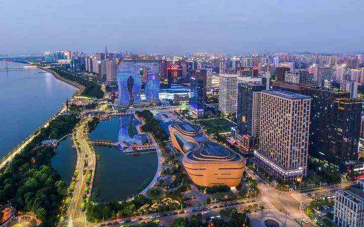 杭州房地产市场 杭州楼市调控下狠招，3.5万元/平方米以上的楼盘暂停发放预售证