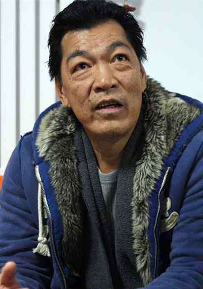 成奎安死了吗 香港演员成奎安怎么死的 被疾病困扰多年的大傻