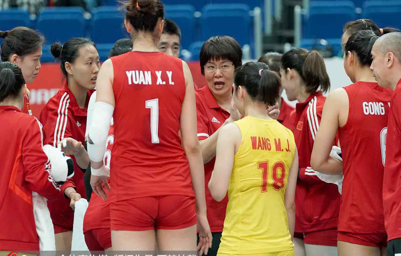 中国女排四连胜 延续胜利脚步！中国女排3-0多米尼加，收获世界杯四连胜