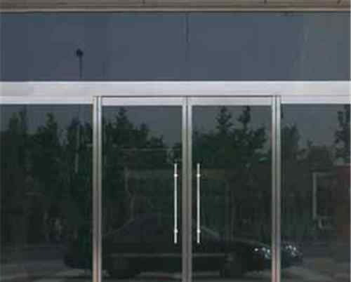铝合金玻璃门价格 铝合金玻璃门价格    选购铝合金玻璃门技巧