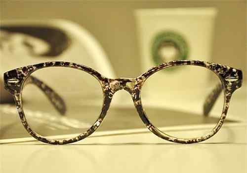 眼镜框有哪些品牌 眼镜框品牌有哪些 眼镜框松了怎么办