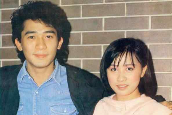 刘嘉玲图片 刘嘉玲被好友曝光26年前照片，网友：真的是刘嘉玲吗？太纯了吧