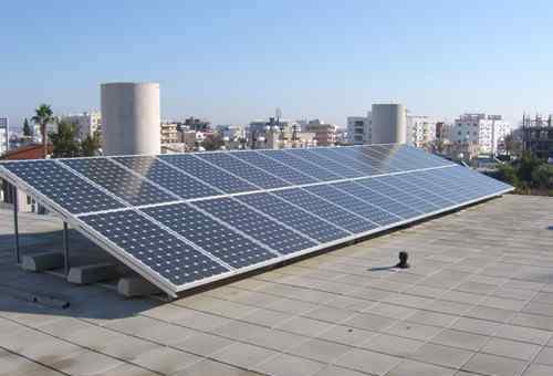 太阳能板厂家 太阳能电池板厂家排行榜 太阳能电池板可以用多长时间