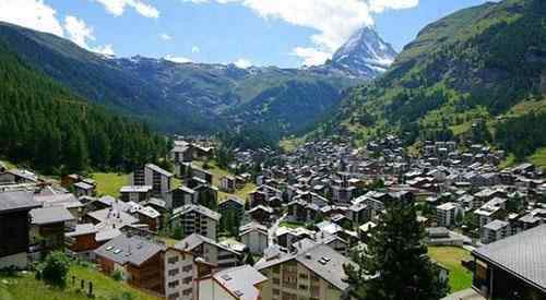 阿尔卑斯山在哪儿 阿尔卑斯山采尔马特地区住哪里比较好