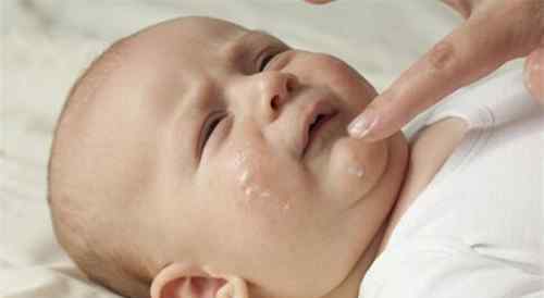 婴儿干性湿疹 婴儿干性湿疹的原因   婴儿干性湿疹怎么治