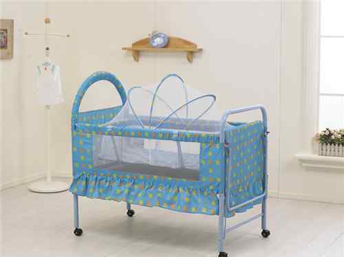婴儿铁床 婴儿铁床好还是木床好    婴儿铁床如何正确安装