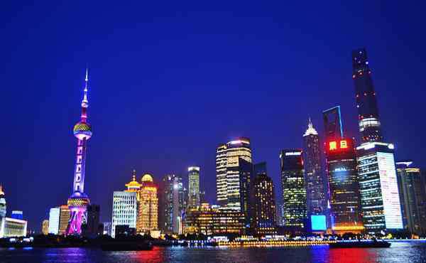 东方明珠高度 2020上海东方明珠国庆亮灯时间 塔高多少米