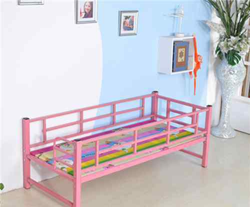 婴儿铁床 婴儿铁床好还是木床好    婴儿铁床如何正确安装