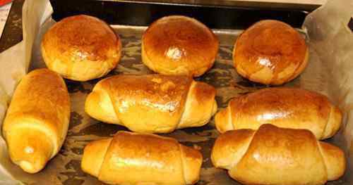 如何烤出表皮软的面包 烤箱烤面包步骤详解  怎样解决烤箱烤面包皮硬的现象