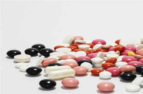 国家基本药物价格 国家基本药物目录调整：加入“救命药”，全面控制高价药品