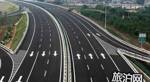中国首条超级公路 中国首条超级公路是谁建设的