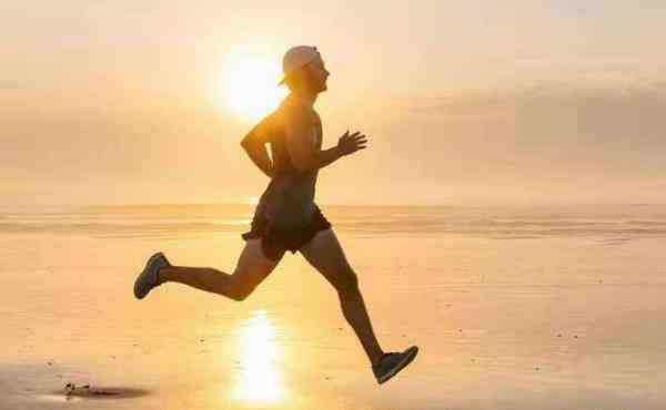 晨跑最佳时间 晨跑的最佳时间是几点到几点 户外晨跑指南