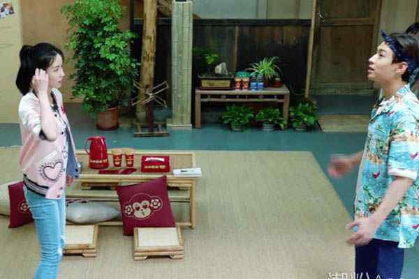 陈都灵刘宪华 刘宪华喜欢陈都灵吗 二人的关系如此甜蜜