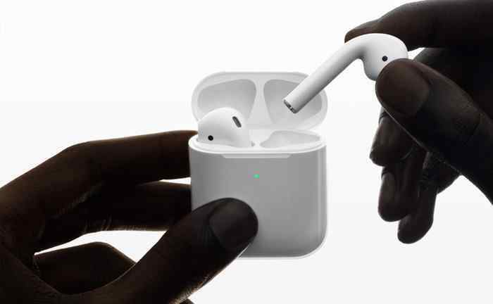 苹果蓝牙耳机怎么调音量 airpods怎么调节音量？