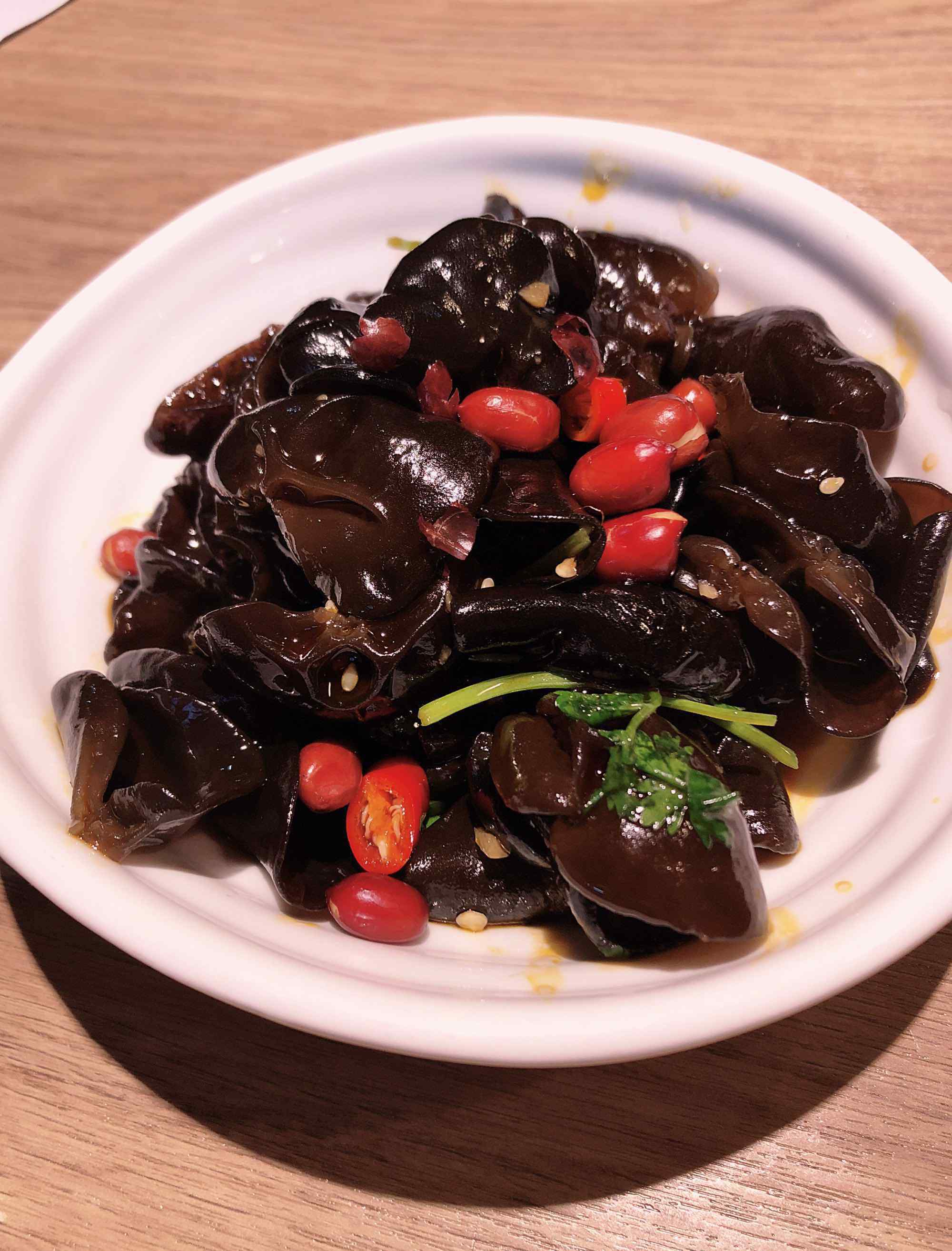 麻小六 麻小六