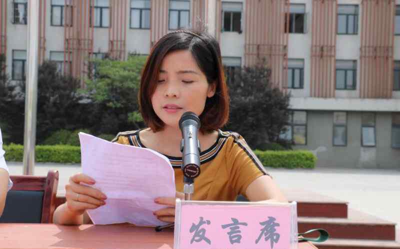 汉源一中 “彭城恩师”推荐：大爱无言 真水无香——记沛县汉源中学温娟老师