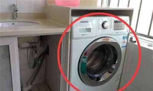 洗衣机里面的水怎么放出来 洗衣机里面的水怎么放出来