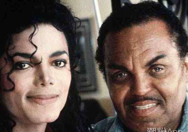 迈克尔杰克逊个人资料 迈克尔杰克逊父亲为什么毒打儿子 他整容是和家庭有关吗