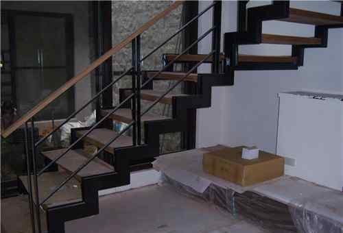 楼梯井 楼梯梯井宽度规范是什么