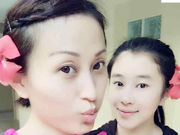 杨子的妻子 杨子前妻是谁 复旦大学毕业比黄圣依美太多