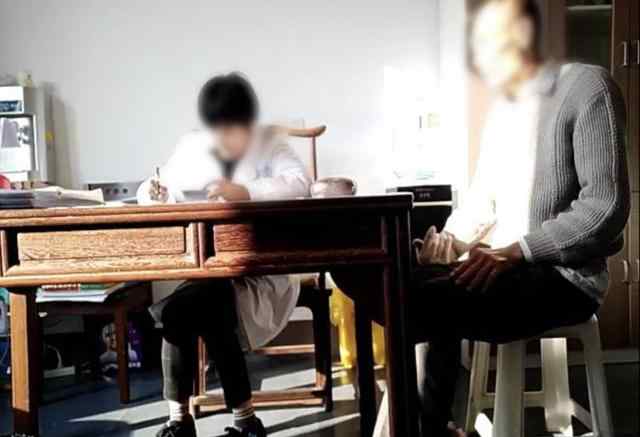 安徽多家医院疑骗保：没病变脑梗 专车接送吃回扣 到底什么情况呢？