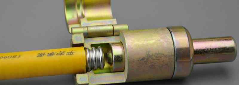 燃气管接头安装示意图 天然气波纹管接头接法是什么