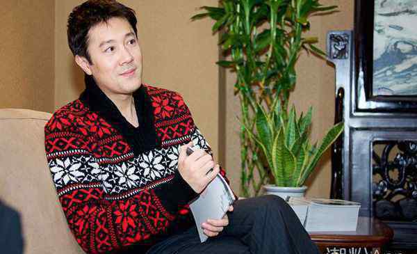 蔡国庆的老婆是谁 蔡国庆的老婆是谁 隐婚多年低调保护家人