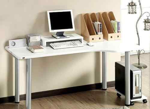 课桌高度大约多少厘米 书桌的高度一般是多少合适