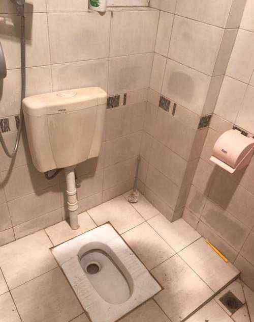 厕所陈年尿碱如何除掉 厕所陈年尿碱如何除掉