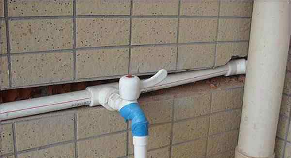 pvc水管漏水用什么能封住水 pvc水管漏水用什么能封住水