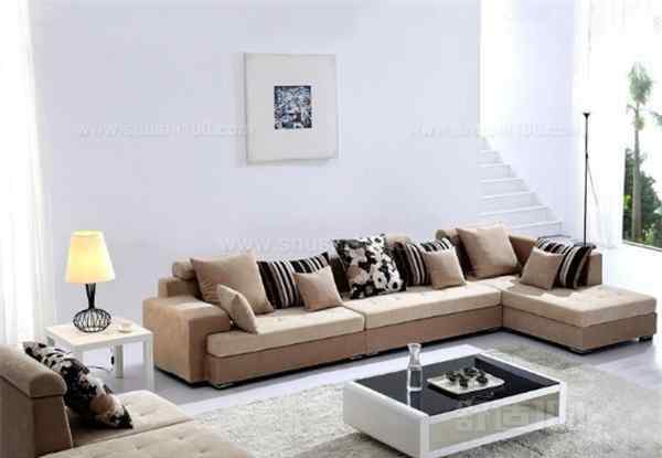 小客厅沙发 小客厅放什么沙发好—客厅小买什么沙发好