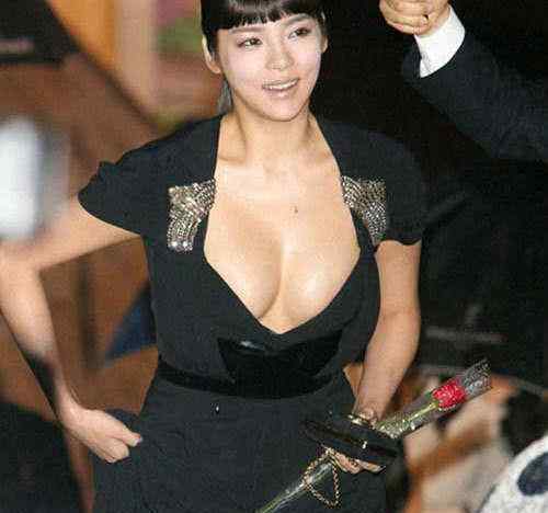 崔如真 10大韩国性感女明星为抢镜红毯露沟的惊艳瞬间