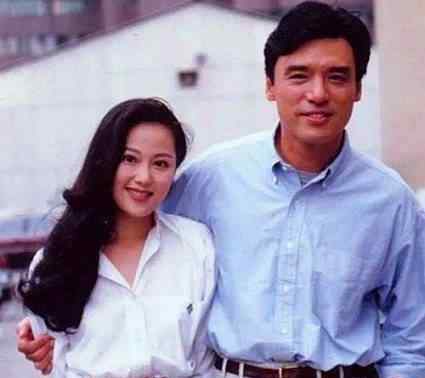 钟镇涛前妻 钟镇涛前妻与现妻，两个不同的女人，带给他不一样的婚姻