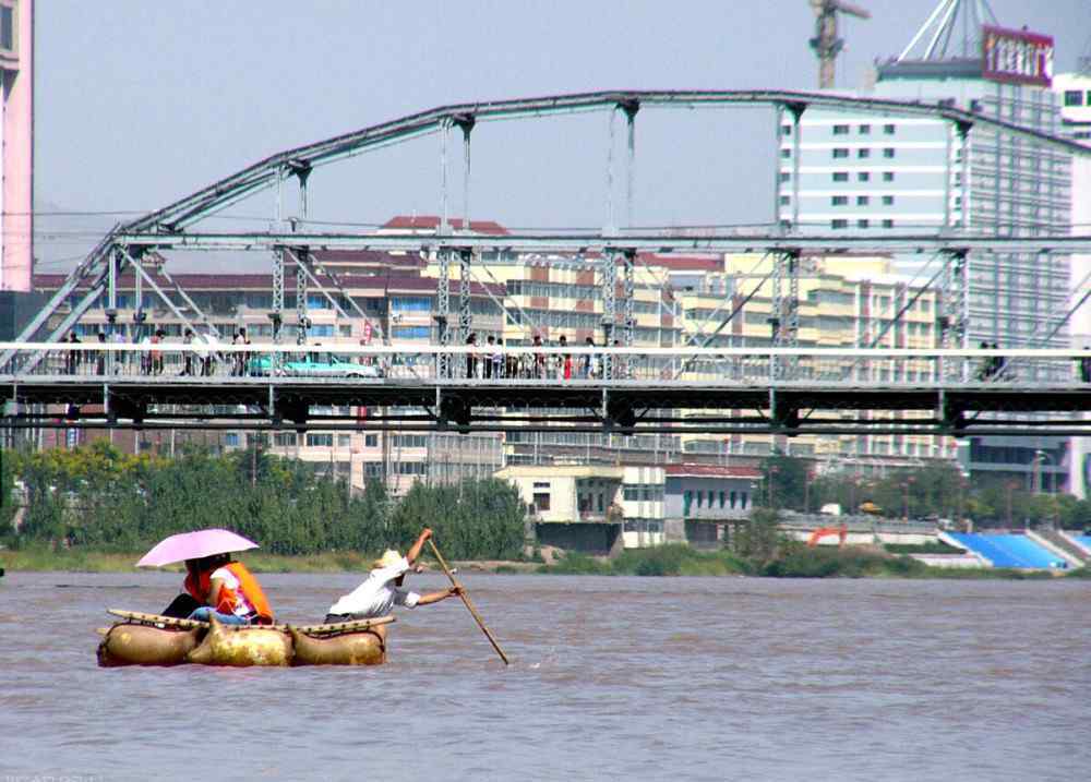 中山桥 黄河上的第一座真正意义上的桥梁，天下黄河第一桥中山桥