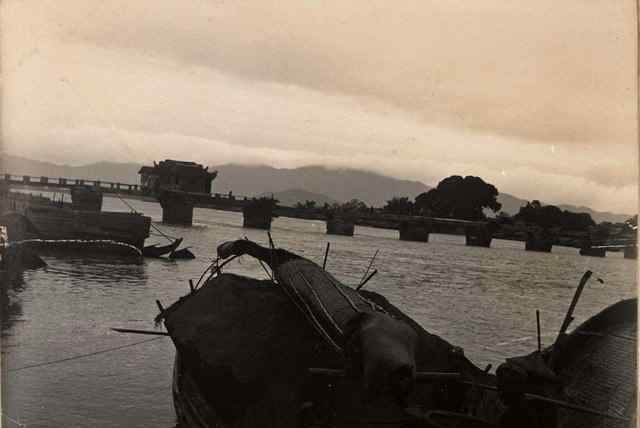 漳州江东桥 1900年福建漳州老照片 十大名桥之江东桥今夕对比照