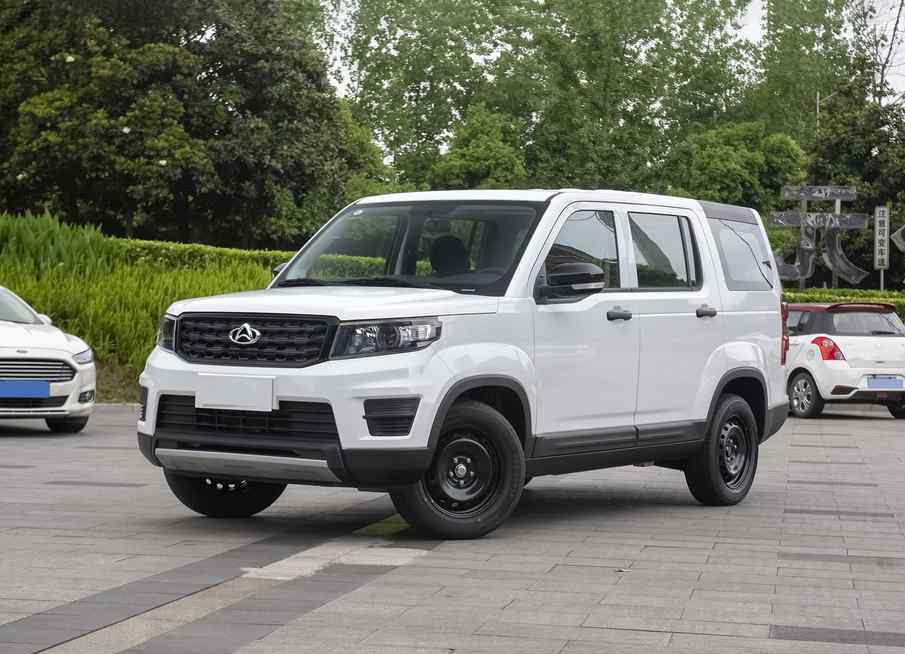 路虎小suv 号称国产“小路虎”的硬派7座suv，比五菱宏光拉风，售5.25万
