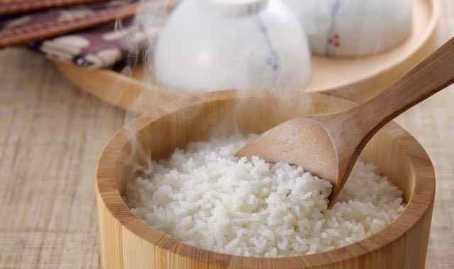 米饭和面食哪个更容易发胖 米饭与面食哪个更容易发胖？吃这么多年，今天才知道答案