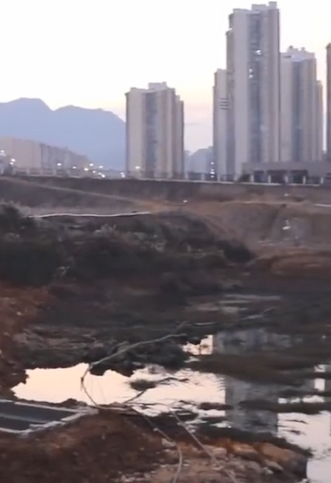 贵州一小区挖出天然温泉 居民慕名来泡脚！楼盘成交量大涨