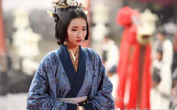 汉朝皇帝皇后 西汉末代皇后，13岁嫁皇帝，15岁守寡，亡国之日放火烧死自己