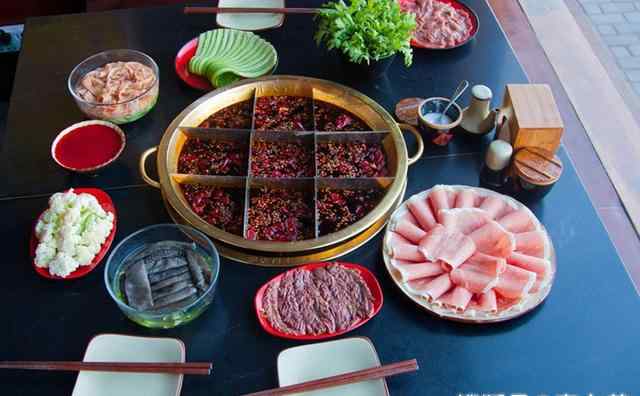 火锅店专用电磁炉 开火锅店，一定要用可靠厂家的火锅专用电磁炉，切记